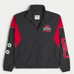 Hollister Men's Black and Red Windbreaker